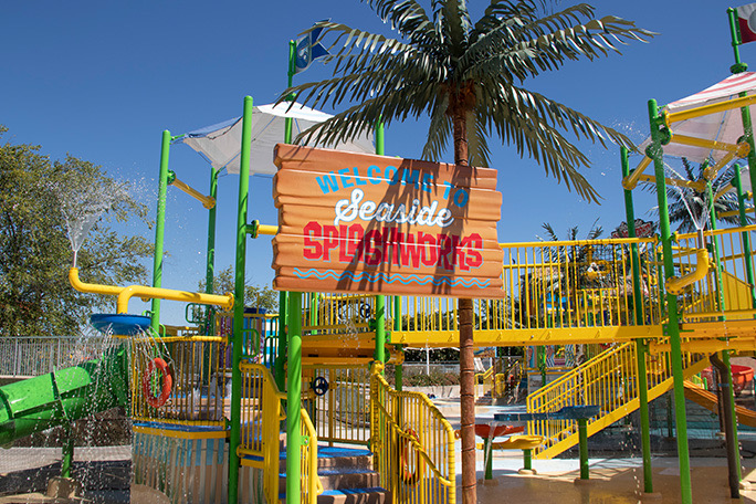 <p>Tropical themed Water Park</p>         